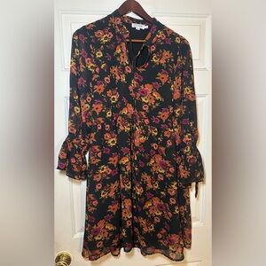 Molly Bracken Dress Black Floral Shift‎ Dress Size Large Sheer Lined.